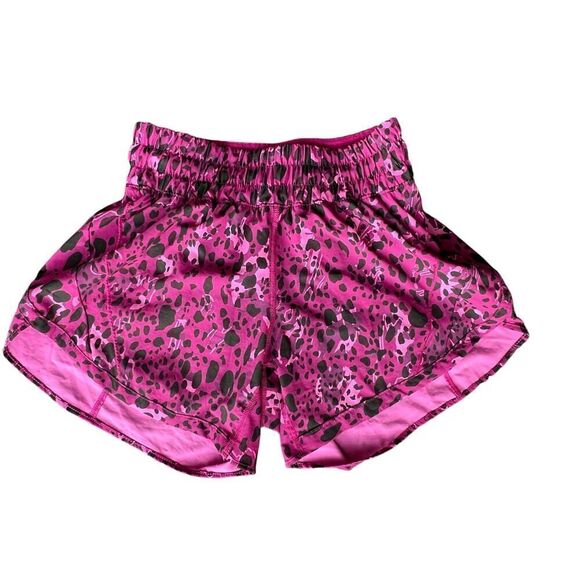 Lululemon Track That MR Short 5” Lined Size 4 Cheetah Camo Magenta Purple - Picture 3 of 5